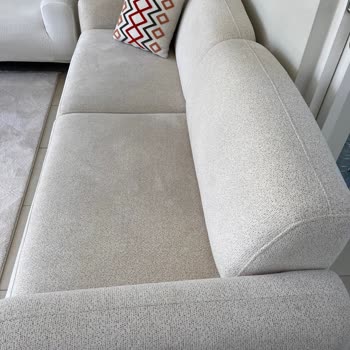 İstikbal Fethiye Mağazasında Koltukta Hızlı Renk Değişimi Ve Garanti Talebi