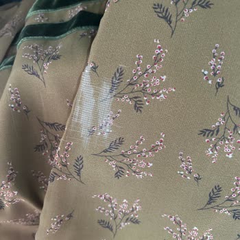 Yargıcı Elbisesinde Kısa Sürede Kumaş Bozulması Ve Garanti Dışı İade Talebi