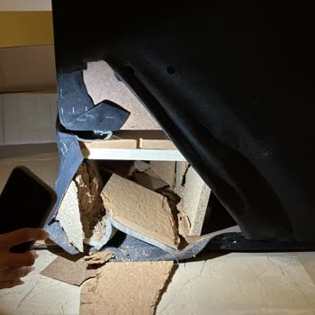 Divanev Ümraniye Şubesinde Kırık Koltuk Ve Puf Teslimatı Gecikmesi
