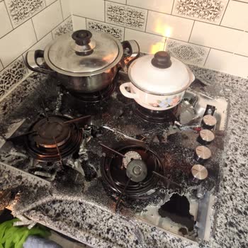 Cam Patlaması Ve Güvenlik Riski Nedeniyle Ücretsiz Değişim Talebi