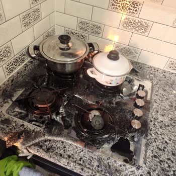 Cam Patlaması Ve Güvenlik Riski Nedeniyle Ücretsiz Değişim Talebi