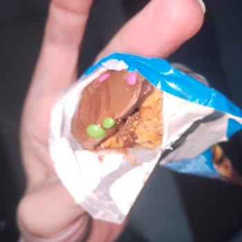 Şölen Ozmo Cornet Çikolata Bölümünde Örümcek Ağı