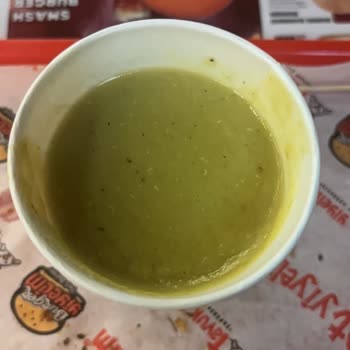 Burger Yiyelim Ramazan Menüsü Reklamıyla Uyuşmayan Servis Ve Ücret İadesi Talebi