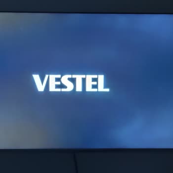 Ekranda Bulutlanma Ve Arka Işık Sızması Nedeniyle TV Değişimi Talebi