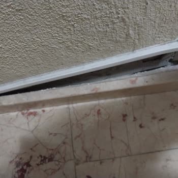 Türk Telekom’un Mermer Hasarı Ve Çöp Bırakması