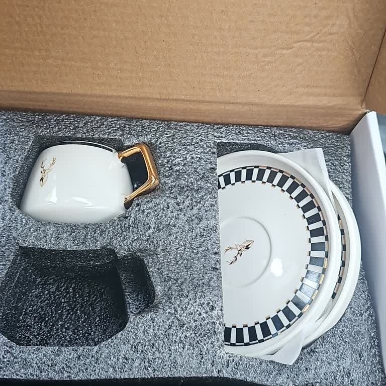 Karaca Züccaciye Personel Tavrı