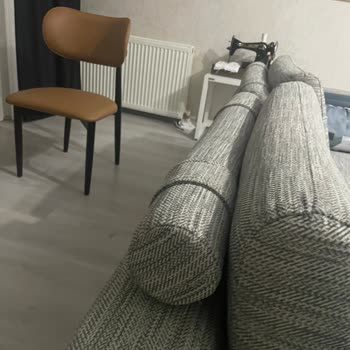 Eksik Yastık Ve Gecikmeli Teslimat Nedeniyle Koltuk Takımı Şikayeti