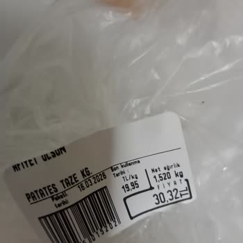 Çağdaş Market’te Satılan Bozuk Patatesler Sağlık Ve Müşteri Riski Oluşturuyor