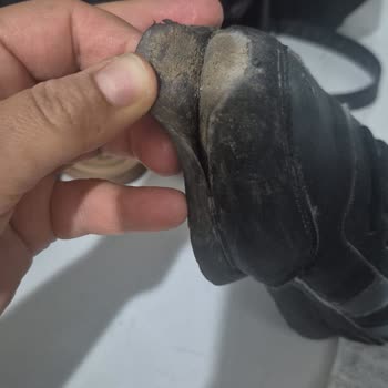 Kısa Sürede Açılan Ayakkabı Tabanı İçin Değişim Talebi