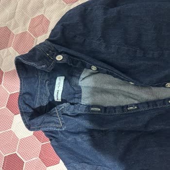 Bershka Gömlek Boyası Koltuk Altına Sızıyor, Sağlık Riski