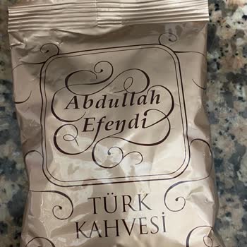 Rize BİM'de Abdullah Efendi Kahvesi Kötü Koku ve Bozuk Görünüm