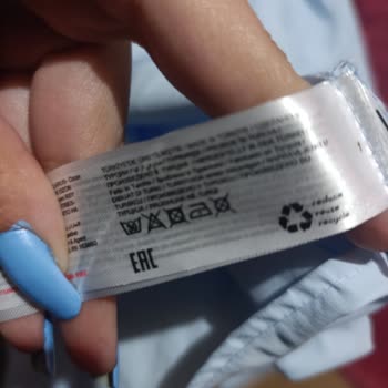 DeFacto Kadın Gömleği Ütülerken Aniden Yanması