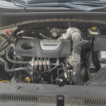 Hyundai İzmir Yükseliş Servisinde Yağ Dökülmesi Ve Çözüm Sunulmaması