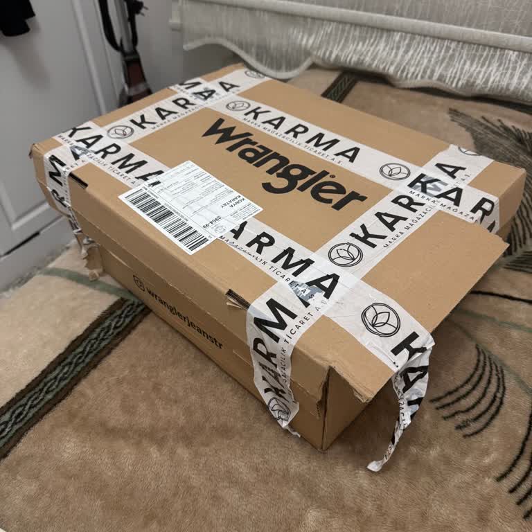 Hasarlı Kargo Ve Eksik Yelek, Müşteri Hizmetlerinden Cevap Gelmedi