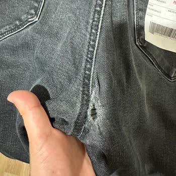 Mavi Pantolonlarda Erken Yırtılma Ve Değişim Reddi