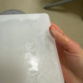 Komili Ayçiçeği Yağının Patlaması Ve Hastane Tedavisi