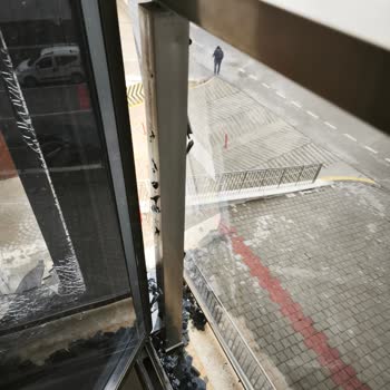 Cam Balkon Hasarı İçin Geciken Ve Yetersiz Sigorta Ödemesi