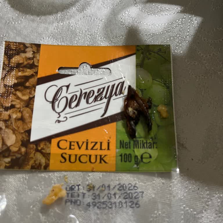 Cevizli Sucuğunda Sert Ceviz Parçası Ağızımda Yara Açtı