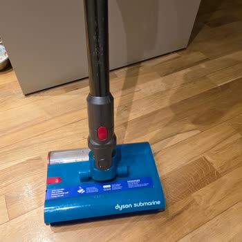 Dyson V15 Islak Başlık Aniden Duruyor Çözüm Talebi