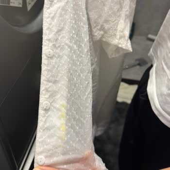 Arçelik Çamaşır Makinesinde Lekeler Çıkaramama Ve Kurutma Makinesinde Fan Arızası Çözülmedi