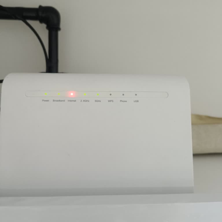 Taahhütlü 100 Mbps İnternetde Sürekli Kesintiler Ve Müşteri Hizmetlerine Ulaşılamaması