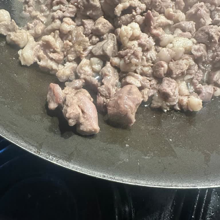 Güven Kıran Et Ürününün İçinde Sakatat Çıktı Ve Migros Yanıtsız Kaldı