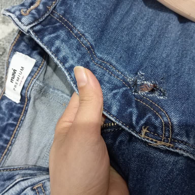 Mavi Kot Pantolonunda Hızlı Deformasyon Ve Yırtık Şikayeti