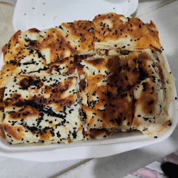 Kıymalı Su Böreği Hamurlaşmış, Kıyma Az Ve Yağ Tadının Kötülüğü, İade Talebi