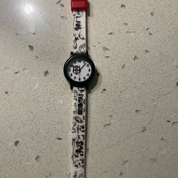 BJK Logolu Çocuk Saatinin Kayış Baskısının Çabuk Soyulması Ve Değişim İsteği