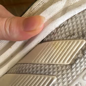 Ayakkabımda Çoklu Açılmalar Ve Değişim Talebimin Reddi