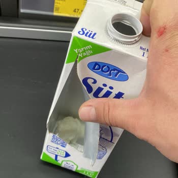 Dost Sütünde Kağıt Havlu Parçası Tespit Edildi, Sağlık Riski