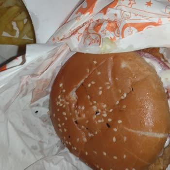 Popeyes Bağcılar Şubesinden Gelen Siparişte Bayat Tavuk Ve Sağlık Riski