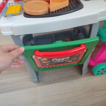 Uçar Oyuncak Pizza Restoran Setinde Kapağın Kapanmaması Ve Taş Ocak Uyumsuzluğu