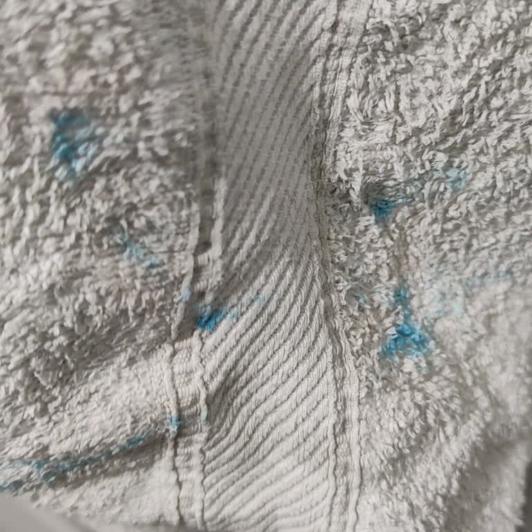 Dış Macunun Renk Verip Elimi Boya Yaptığı Ve Tadı Değişti