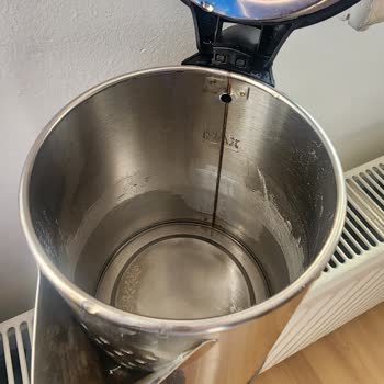 Kiwi Su Isıtıcısında Kısa Sürede Paslanma Sorunu