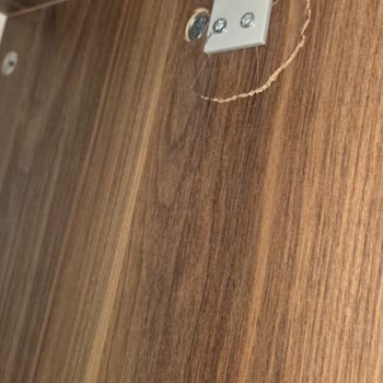 Teslim Edilen Konsolun Teşhir Ürünü Ve Hasarlı Olması, Tam Değişim İsteği