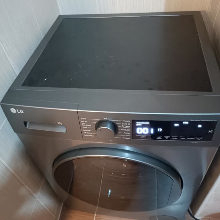 LG Çamaşır Makinesi Yürüyor