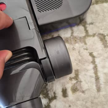 Kronik Kusurlu Sert Zemin Başlığı Tekrar Kırıldı, Garanti Kapsamı Dışında Ücret İstendi