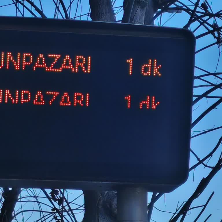 Yunus Emre Durağındaki Işık Sorunu Ve T.C. Kimlik Numarası Zorunluluğu