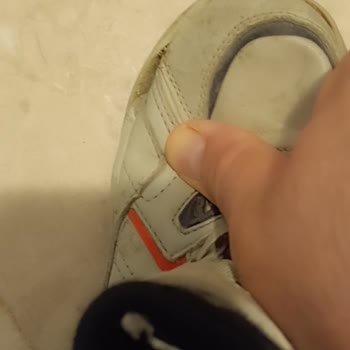 US Polo Botlarda Yan Açılma Sorunu Mağaza Çözüm Sunmuyor