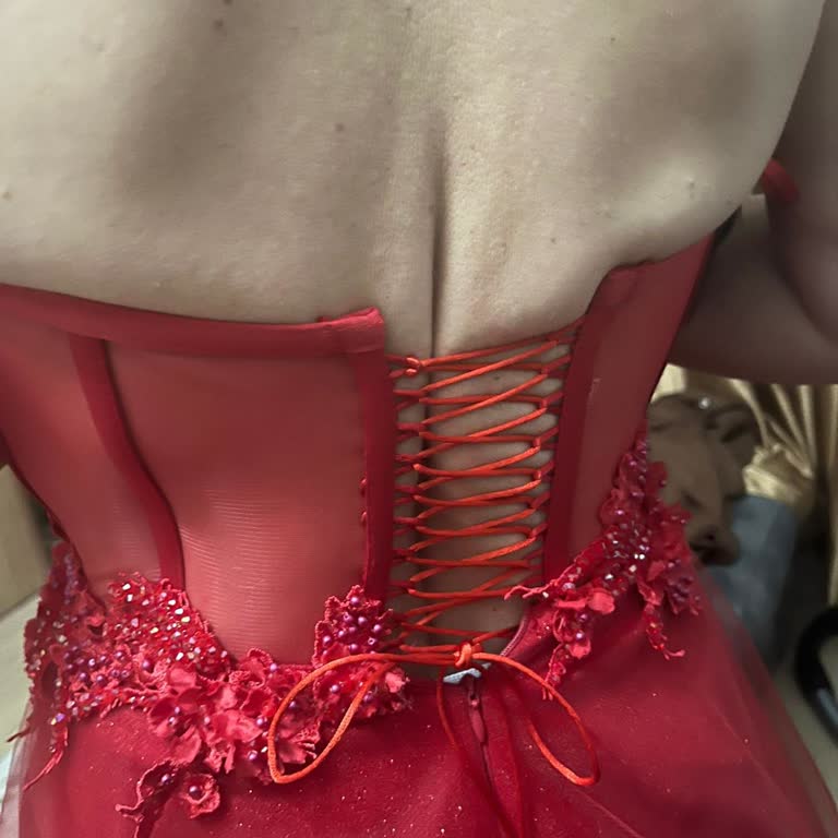 Kına Elbisesinde Yanlış Beden Verilmesi Ve 7.500 TL İade Talebi