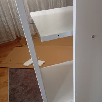 Evidea Çalışma Masalarında Kırık Parçalar Ve Montaj Sorunları Sebebiyle Tam İade Talebi