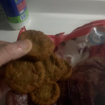 Keskinoğlu Piliç Kasap Köfte’nin Lezzetsiz Ve Kağıt Gibi Dokusuna Şikayet