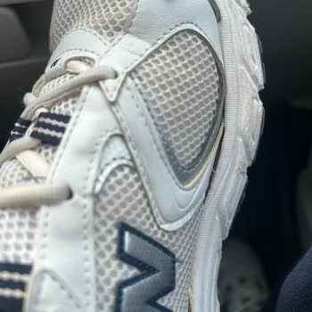 Fiş Yok Diye Ayıplı New Balance Ayakkabıya Değişim Reddini Kınıyorum