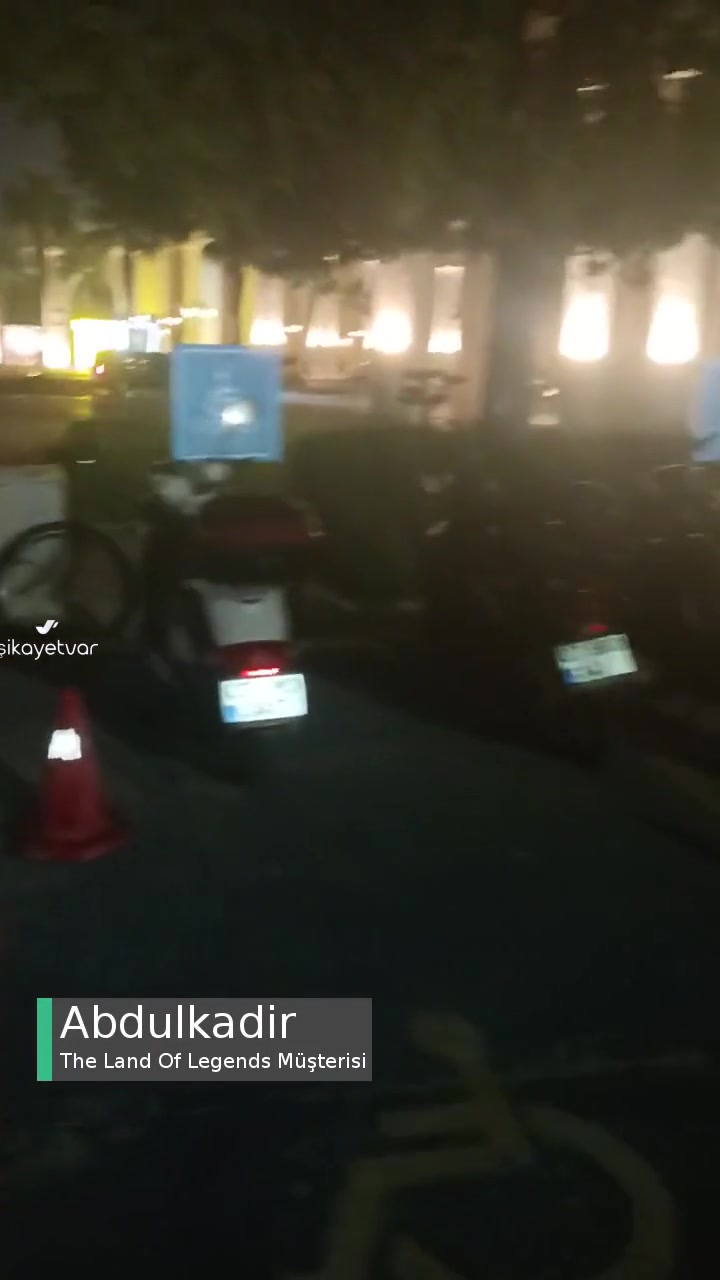 The Land Of Legends Engelli Otopark Full Motosiklet Dolu! videonun kapak resmi