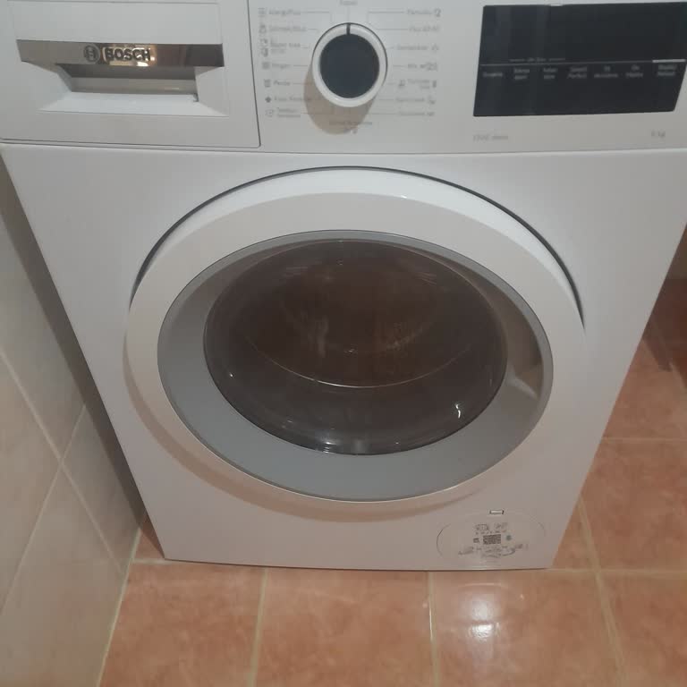 İki Yıllık Bosch Çamaşır Makinesinde Motor Arızası Ve Değişim Talebi