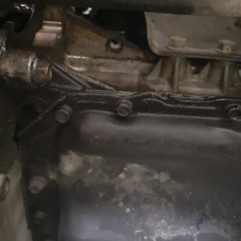 Toyota Plaza Hızel 2. El'den Aldığım Mazda 3'te Yağ Kaçağı Ve Şeffaf Olmayan Satış