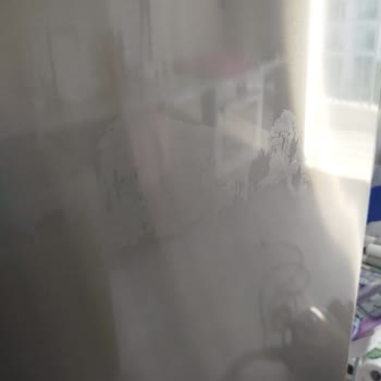 Ücretli Bakım Sonrası Buzdolabımın Ön Panelinde Matlaşma Ve Renk Atması