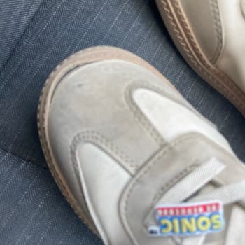 LCW Çocuk Sneaker’ı 14 Günde Açıldı: Kalite Sorunu Ve İade Talebi