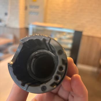 Dyson V12 Süpürgesinin Bağlantı Parçası Garanti Kapsamında Değiştirilmedi